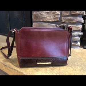 Brahmin crossbody! Like new!